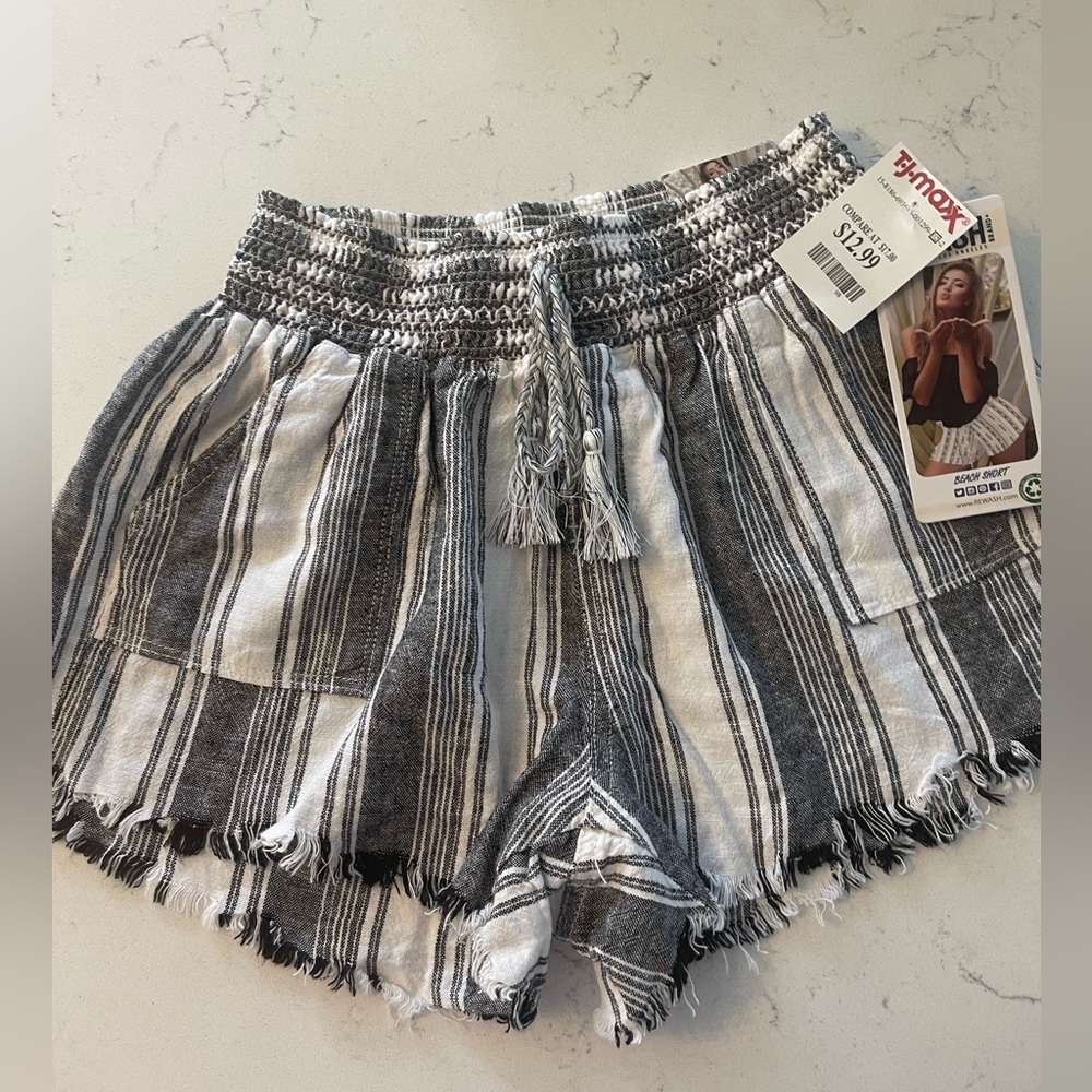 “Rewash” juniors shorts